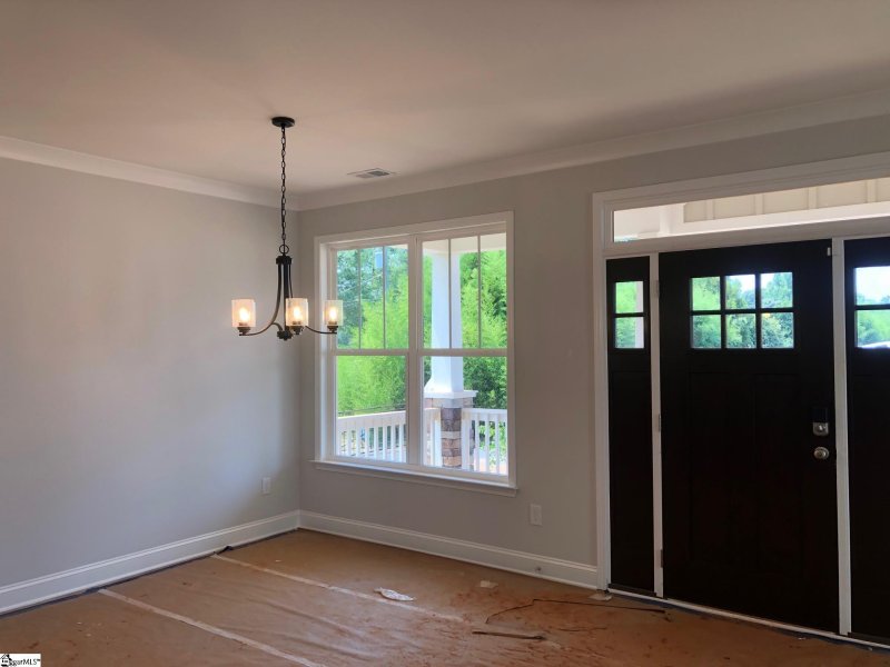 Property image 4 of 833 Sweet William Road in Sunset Summits, Spartanburg, SC 29301