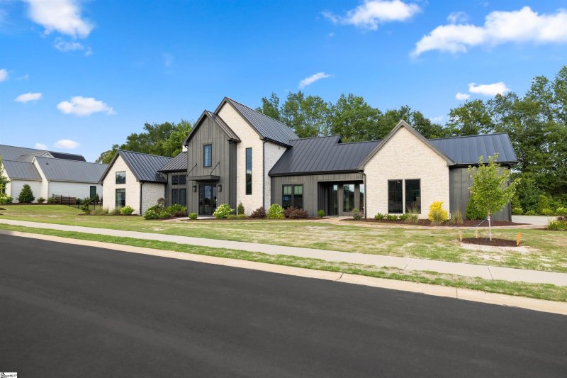 Property image 3 at 304 Waterford Fall Way, Simpsonville, SC 29681