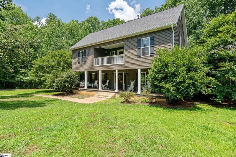 Property image 2 at 104 Williamsburg Drive, Greer, SC 29651