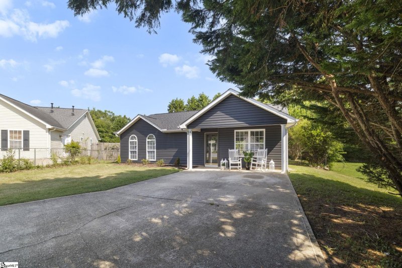 Property image 3 at 204 Dexter Bend Court, Fountain Inn, SC 29644