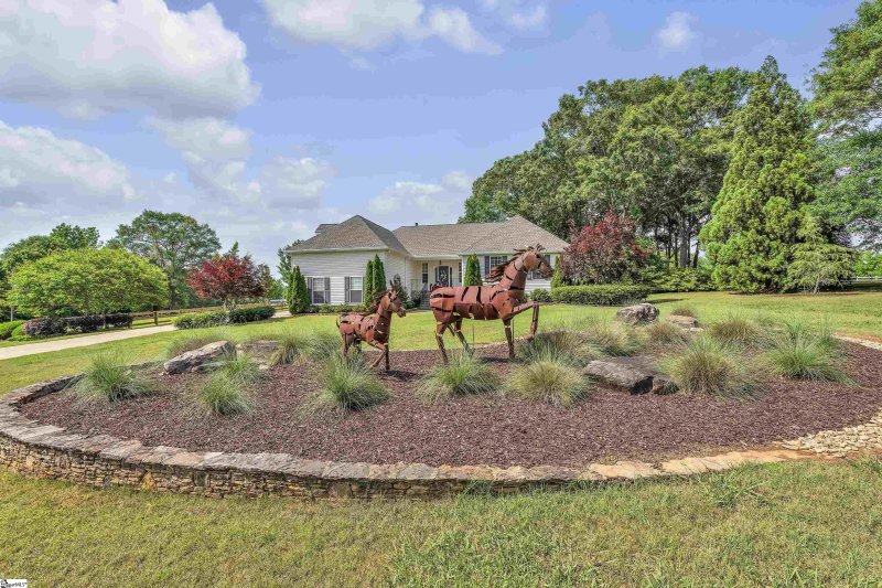 Property image 3 of 14 Andelusian Court in Saddlehorn, Pelzer, SC 29669