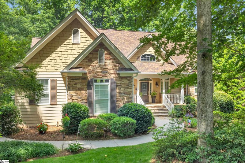 Property image 4 of 112 Walnut Creek Way in Birch River, Greenville, SC 29611