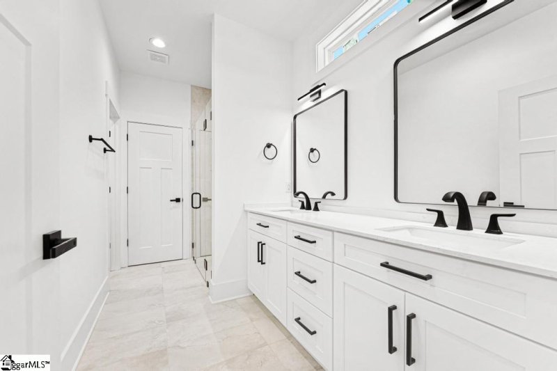 Property image 3 at 100 Plum Court, Westminster, SC 29693