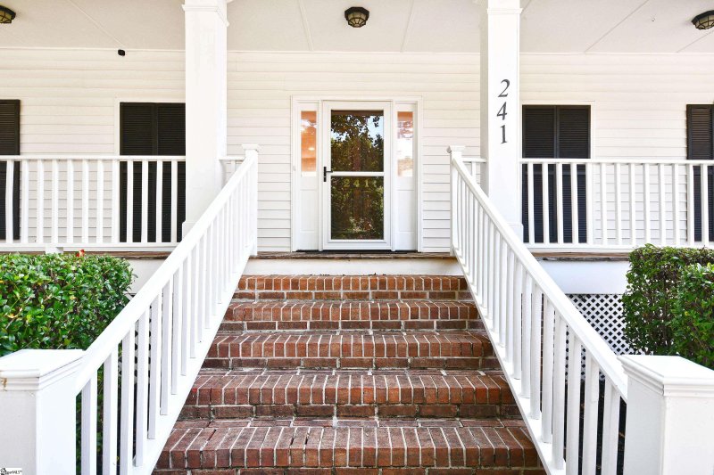 Property image 3 at 241 Hardwood Road, Greenville, SC 29607