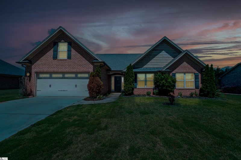 Property image 2 of 303 E Story Bush Drive in Bush Fork, Inman, SC 29349