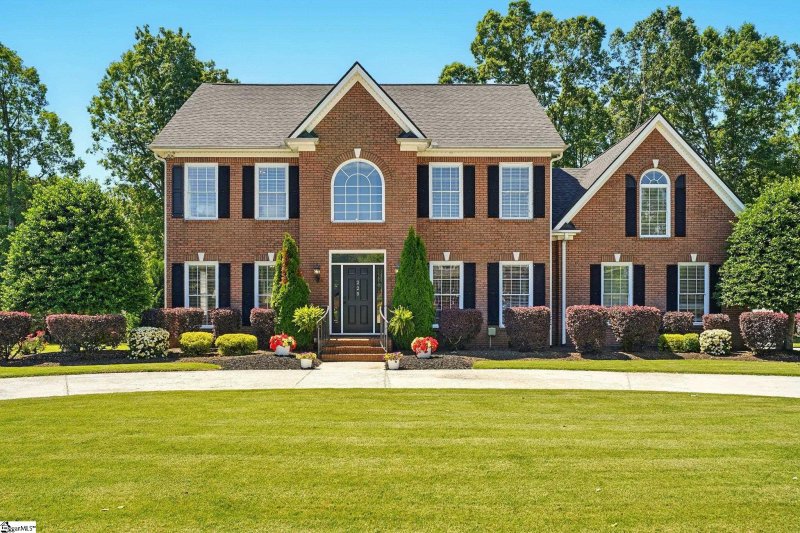 Property image 3 of 225 Watersedge Drive in Turtle Creek, Boiling Springs, SC 29316