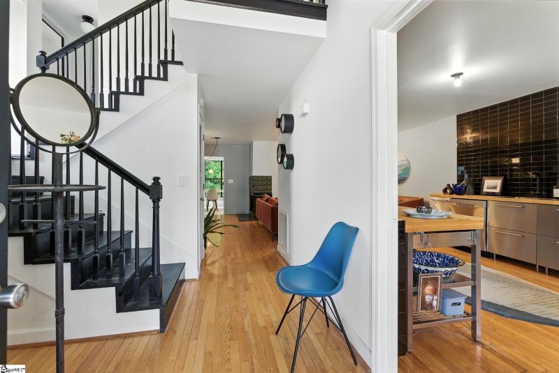 Property image 3 at 4 Blackberry Court, Taylors, SC 29687