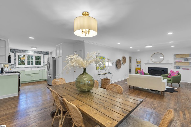 Property image 3 at 26 Tranquil Avenue, Greenville, SC 29615