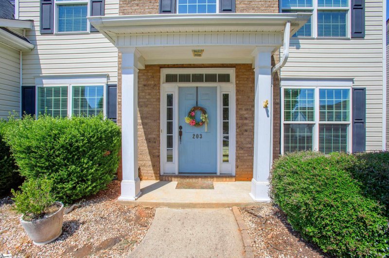 Property image 4 at 203 Ackerman Court, Greenville, SC 29607-6419
