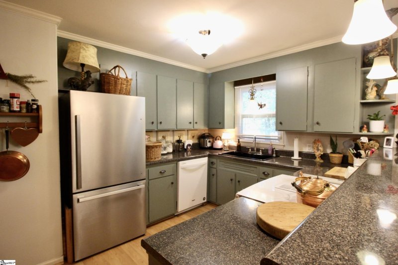 Property image 5 at 102 Coral Drive, Taylors, SC 29687