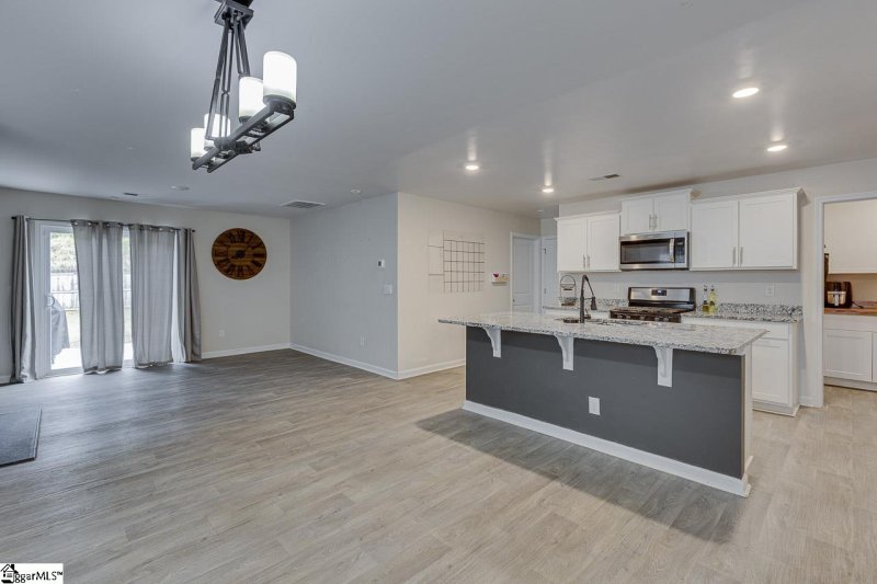 Property image 4 of 938 Ashwood Way in Lenhardt Grove, Easley, SC 29640