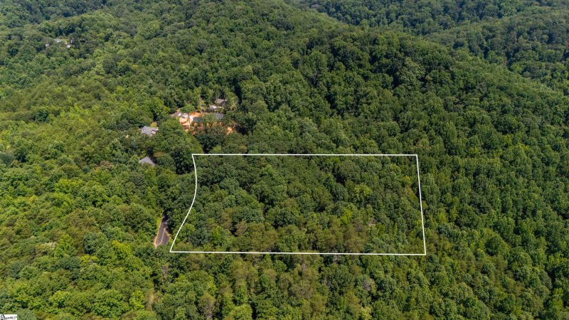 Property image 2 of 43 Angleblade Road in The Cliffs at Glassy, Landrum, SC 29356