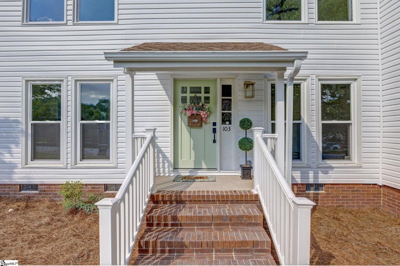 Property image 2 at 103 Gaithburg Square, Taylors, SC 29687