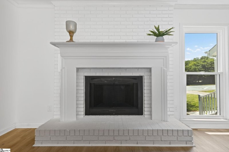 Property image 5 at 103 Gaithburg Square, Taylors, SC 29687