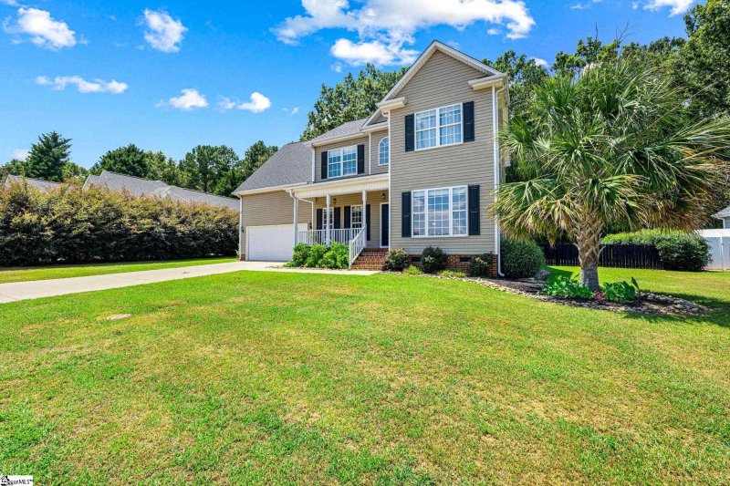 Property image 2 at 204 Kaplan Court, Simpsonville, SC 29681