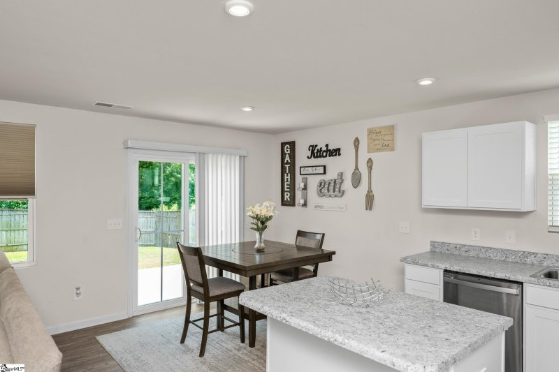 Property image 5 at 140 Barrington Creek Road, Piedmont, SC 29673