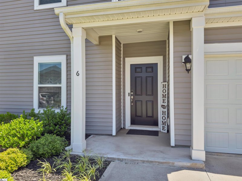 Property image 2 at 6 Shorncliffe Road, Simpsonville, SC 29680