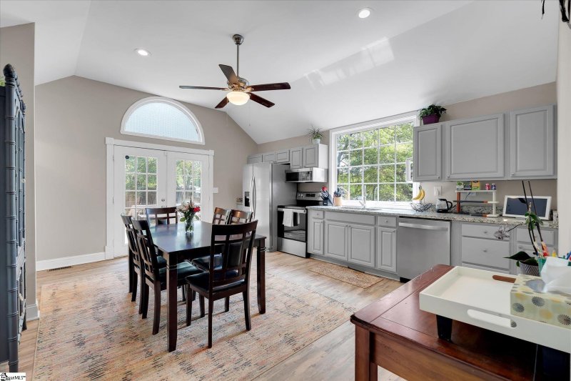 Property image 4 at 101 Nalley Street, Easley, SC 29640