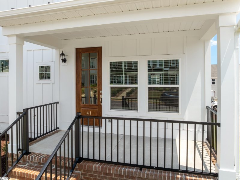 Property image 2 of 41 Leander Drive in ONeal Village, Greer, SC 29651