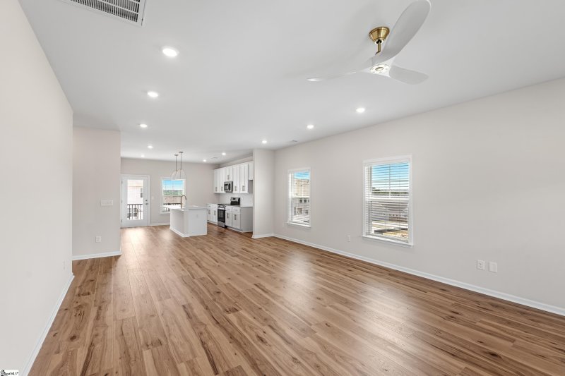 Property image 3 of 41 Leander Drive in ONeal Village, Greer, SC 29651