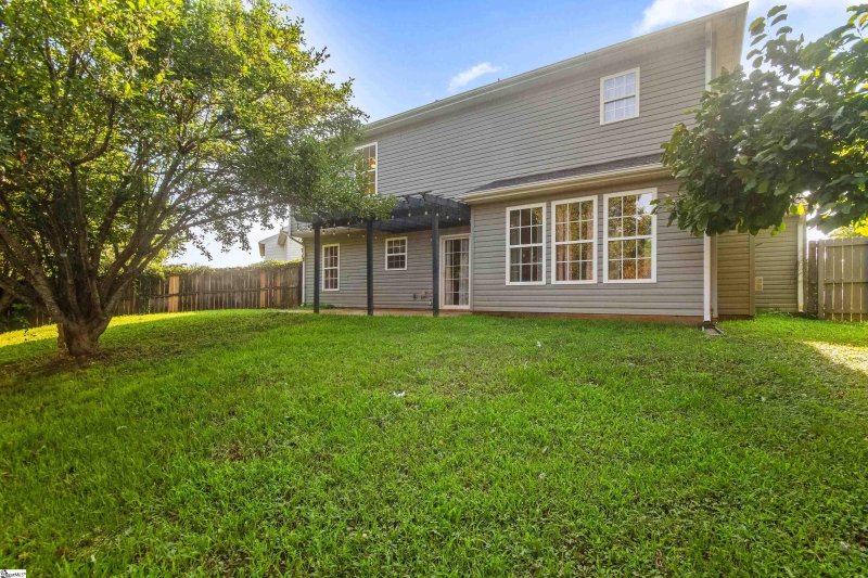 Property image 4 of 118 Moonshadow Court in Rogers Mill, Duncan, SC 29334