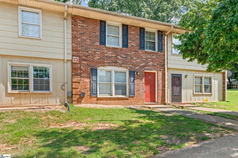 6526 White Horse Road