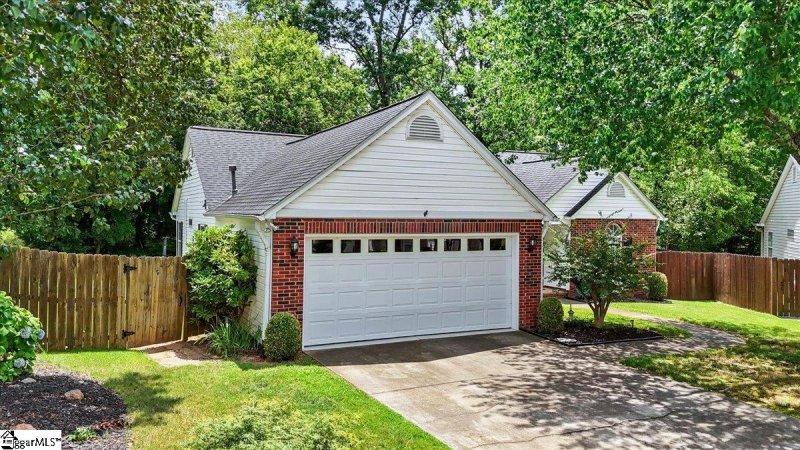 Property image 2 at 117 S Banyan Court, Taylors, SC 29687