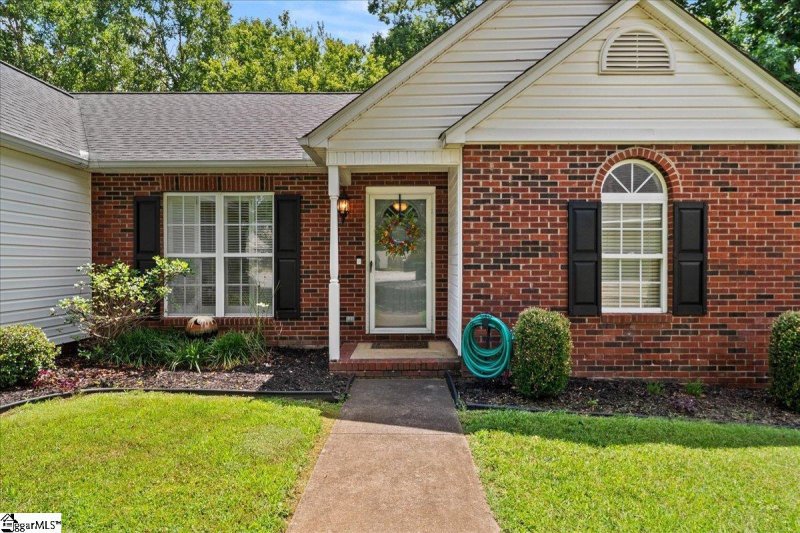 Property image 4 at 117 S Banyan Court, Taylors, SC 29687