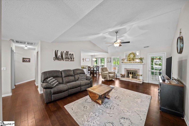 Property image 5 at 117 S Banyan Court, Taylors, SC 29687