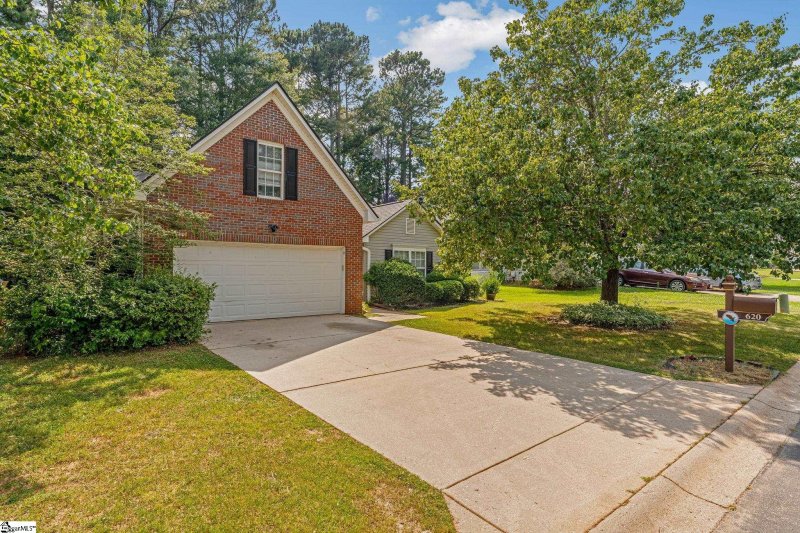 Eagle Pointe, Boiling Springs Community