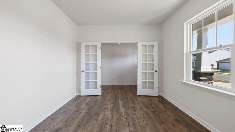 Property image 2 of 1045 Roleson Way in Hunters Ridge, Woodruff, SC 29388