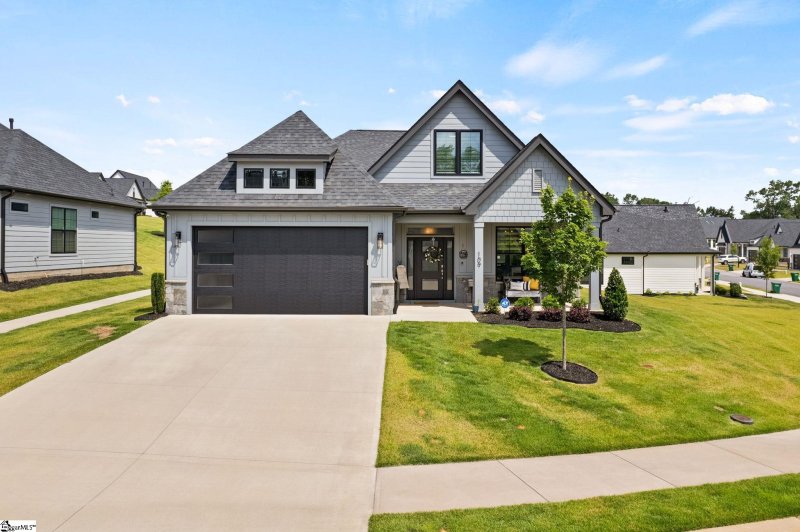 109 Winding Rock Road