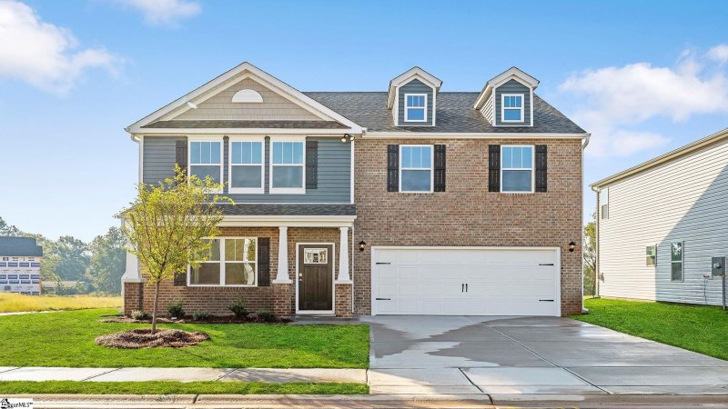 Hunters Ridge, Woodruff Community