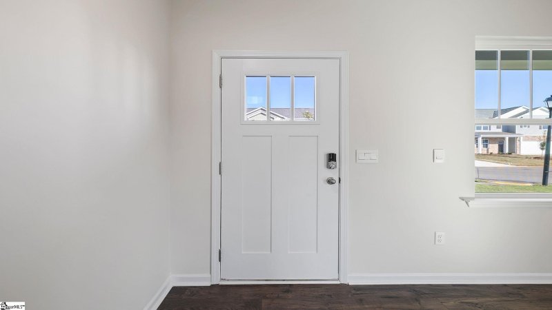 Property image 2 of 1042 Roleson Way in Hunters Ridge, Woodruff, SC 29388