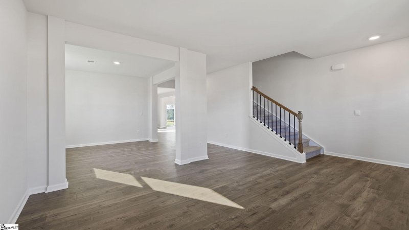 Property image 4 of 1042 Roleson Way in Hunters Ridge, Woodruff, SC 29388