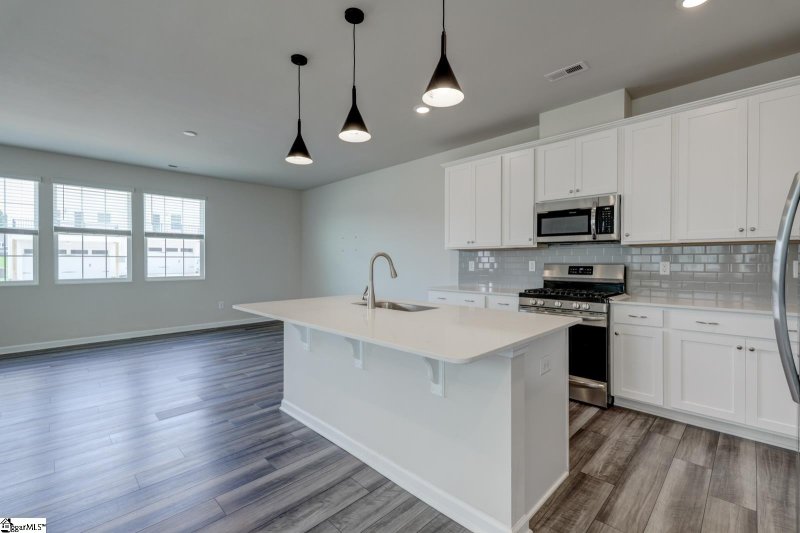 Property image 5 at 210 Wakelon Drive, Greer, SC 29651