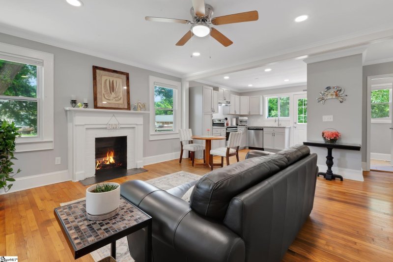 Property image 5 at 212 Spruce Street, Greenville, SC 29611