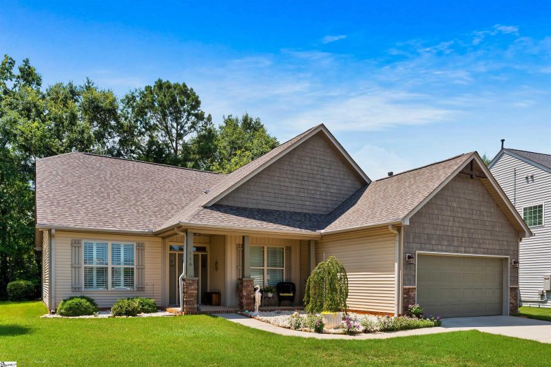 Property image 3 at 116 Colewood Place, Simpsonville, SC 29681