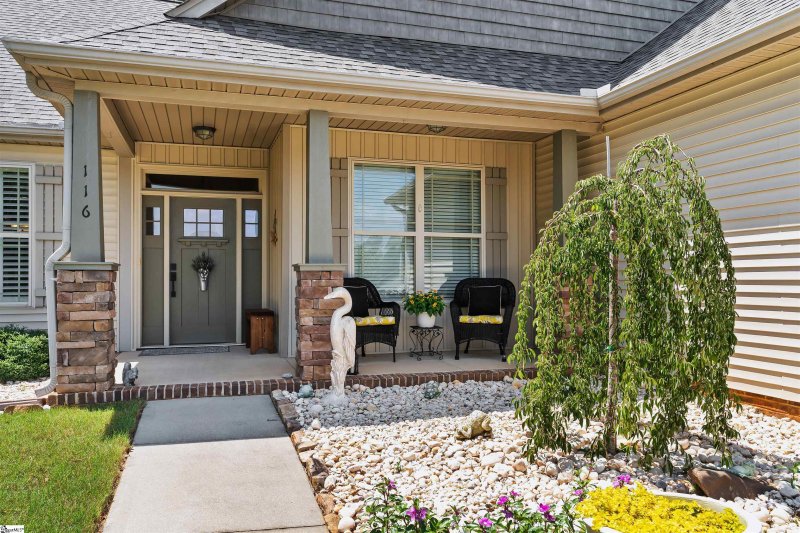Property image 4 at 116 Colewood Place, Simpsonville, SC 29681
