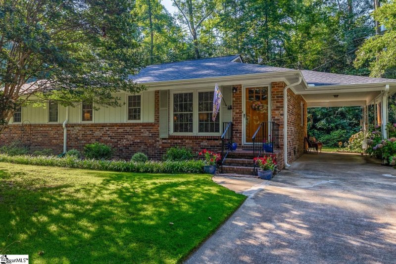 Property image 4 at 2a Heritage Court, Greenville, SC 29615