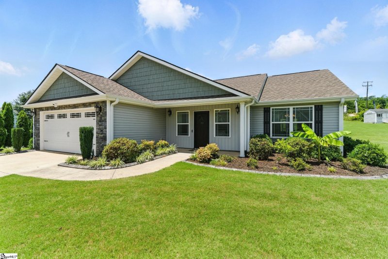 Property image 4 at 59 Macle Court, Travelers Rest, SC 29690