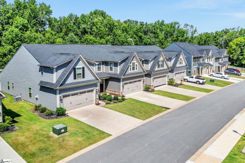 Property image 2 at 61 Moss Hollow Way, Simpsonville, SC 29680-7463