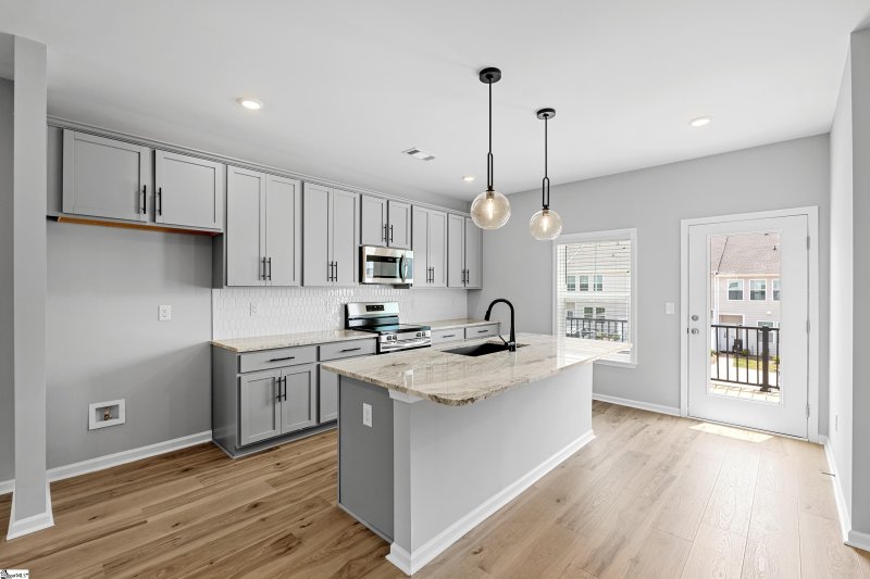 Property image 5 of 39 Leander Drive in ONeal Village, Greer, SC 29651