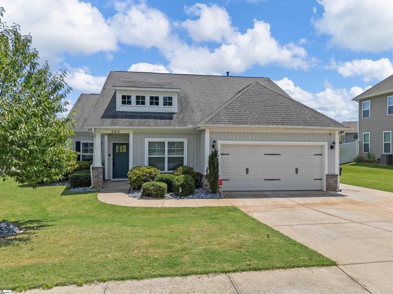 Property image 3 at 262 E Pyrenees Drive, Lyman, SC 29365