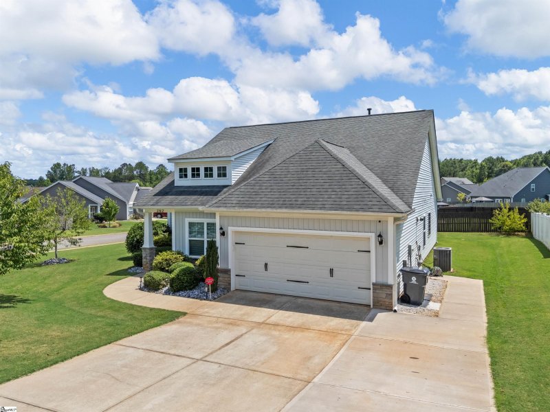 Property image 4 at 262 E Pyrenees Drive, Lyman, SC 29365