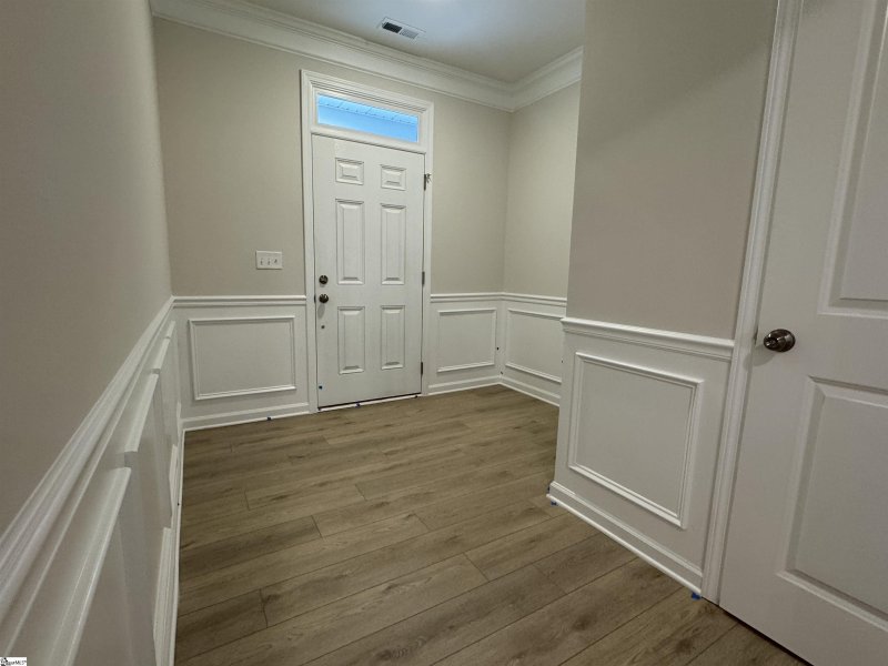 Property image 2 of 619 Autumn Lake Road in Riverbrooke, Simpsonville, SC 29681