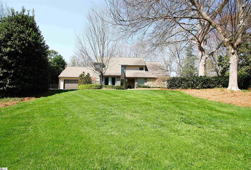 Property image 3 of 294 Hollis Drive in Hillbrook Forest, Spartanburg, SC 29307