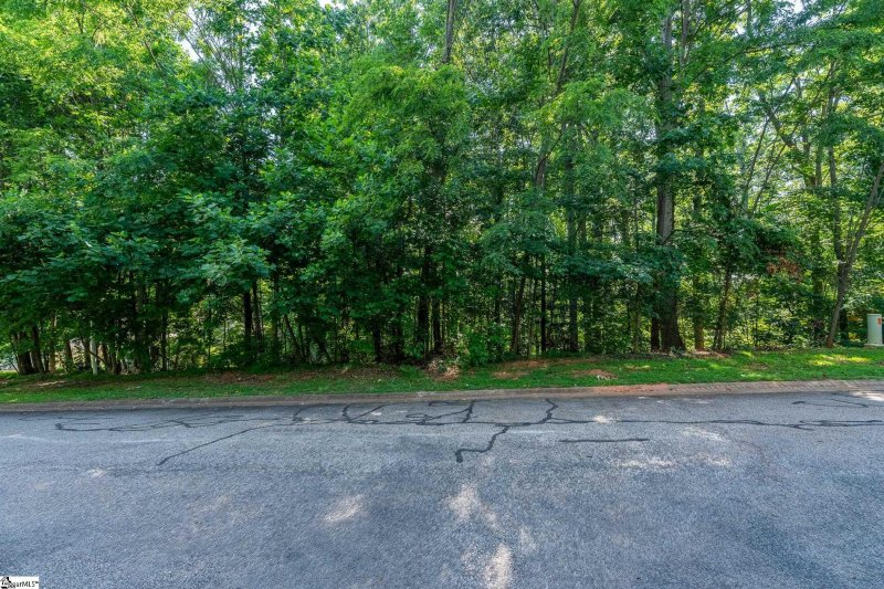 14 Valley Crest Court