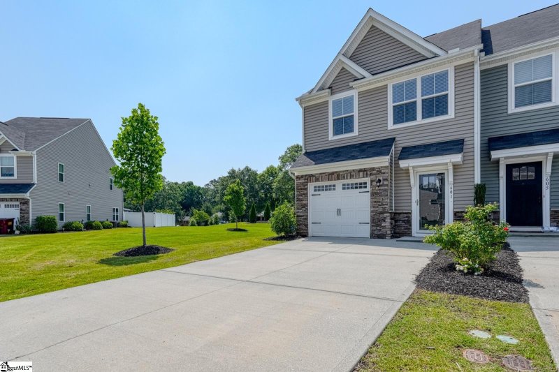 Property image 3 at 601 Preakness Run, Spartanburg, SC 29301