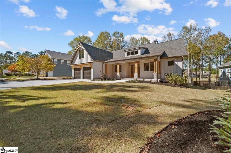 Property image 2 at 19 Lord Byron Lane, Travelers Rest, SC 29690-7210